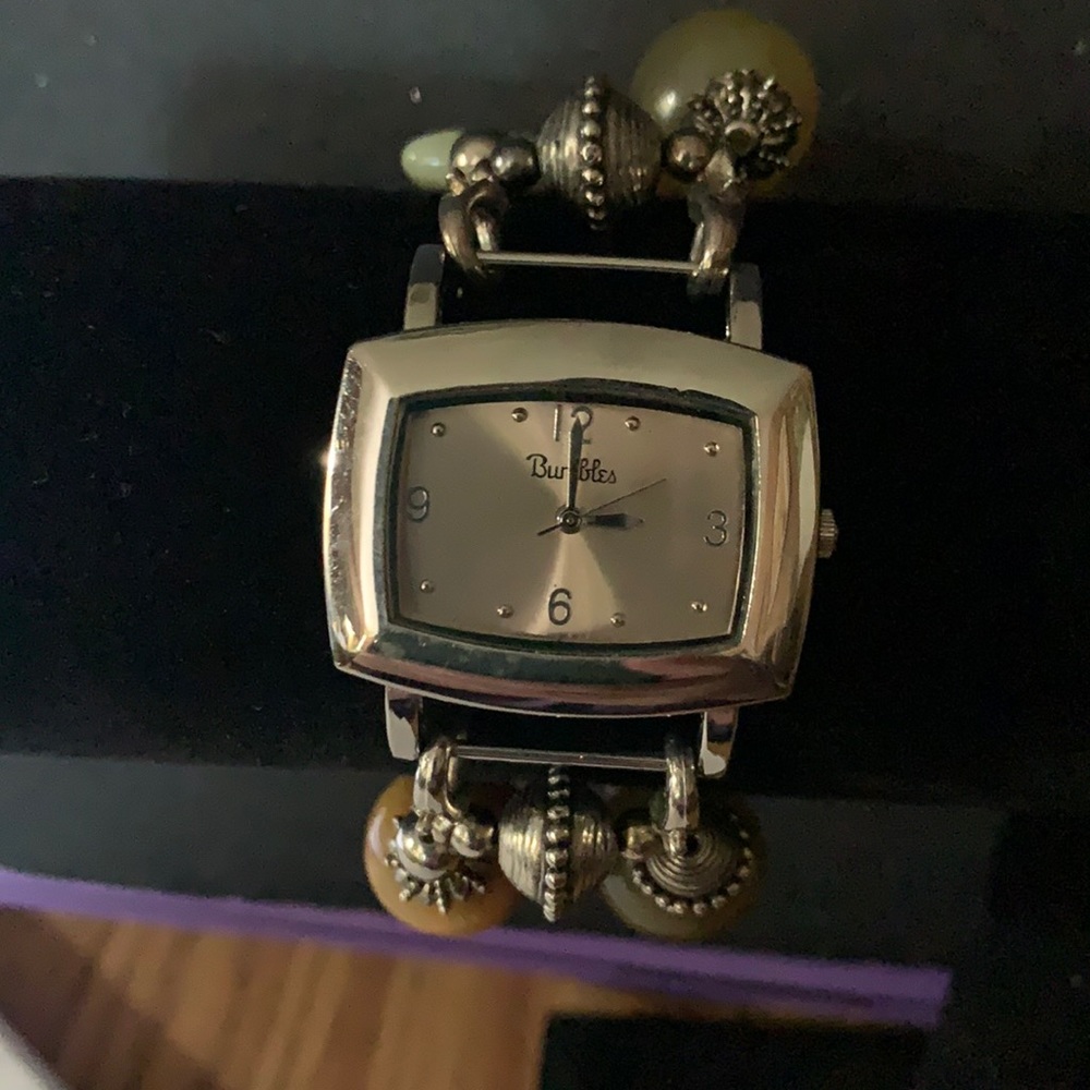Bumble woman watch